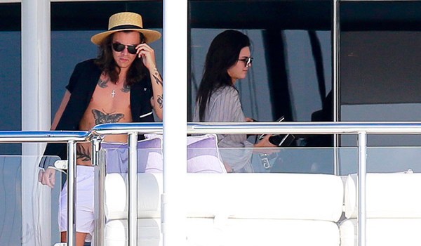 Harry Styles Kendall Jenner Leaked Vacation Photos