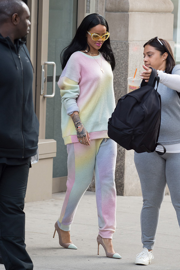 rihanna sweatsuit