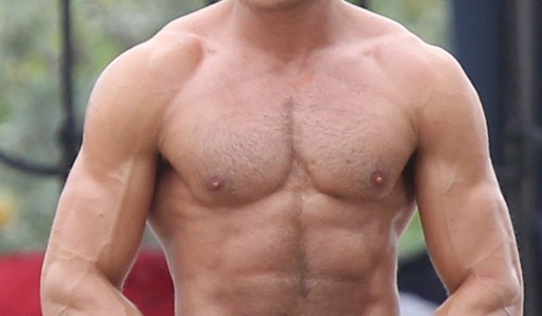 Zac Efron Baywatch Pics