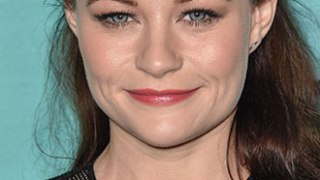 Emilie de Ravin Celebrity Bio