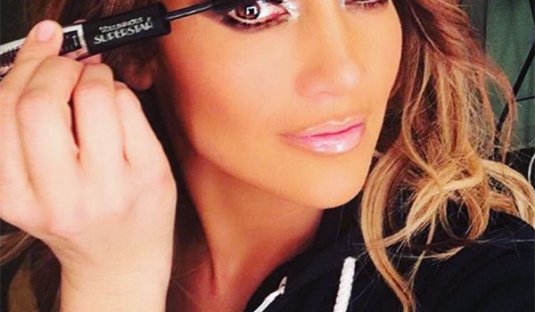 Jennifer Lopez Mascara