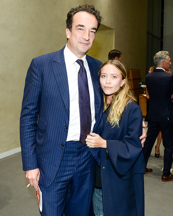 Mary Kate Olsen Pregnant With First Baby With Olivier Sarkozy Report Hollywood Life