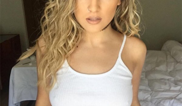 perrie edwards braless