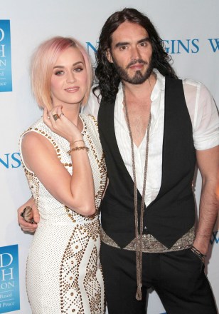 Russell Brand Steps Out with Pregnant Fiancee Laura Gallacher After  Engagement News!: Photo 3696075, Laura Gallacher, Pregnant Celebrities,  Russell Brand Photos