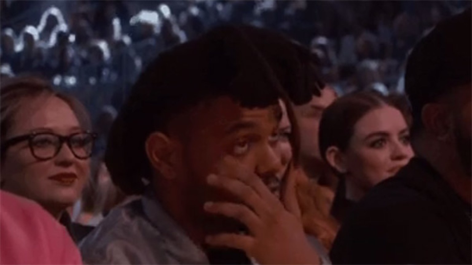 The Weeknd Disses Ciaras Twerking At Billboard Music Awards — Rubs His 