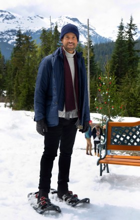 A CHRISTMAS PROPOSAL- A down-on-her-luck chef Maria Winters (Jessica Camacho) who dreams of starting her own line of food trucks agrees to pose as the girlfriend of a hotshot Seattle attorney Julian Diaz (Adam Rodriguez) visiting his family for Christmas to help him prove he's the ideal candidate to take over the family firm, but their business arrangement is complicated by the magic of the season as real sparks begin to fly, on the CBS Original movie A CHRISTMAS PROPOSAL, Sunday, Dec. 12 (8:30-10:30 PM, ET/8:00-10:00 PM, PT) on the CBS Television Network and available to stream live and on demand on the CBS app and Paramount+.    Pictured Adam Rodriguez as  Julian Diaz    Photo: Dean Buscher  2021 CBS Broadcasting, Inc. All Rights Reserved