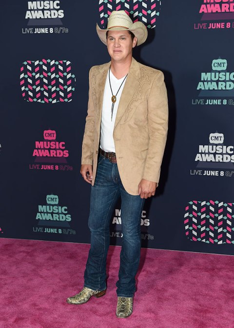 [PICS] 2016 CMT Music Awards Pictures: All The Red Carpet Photos ...