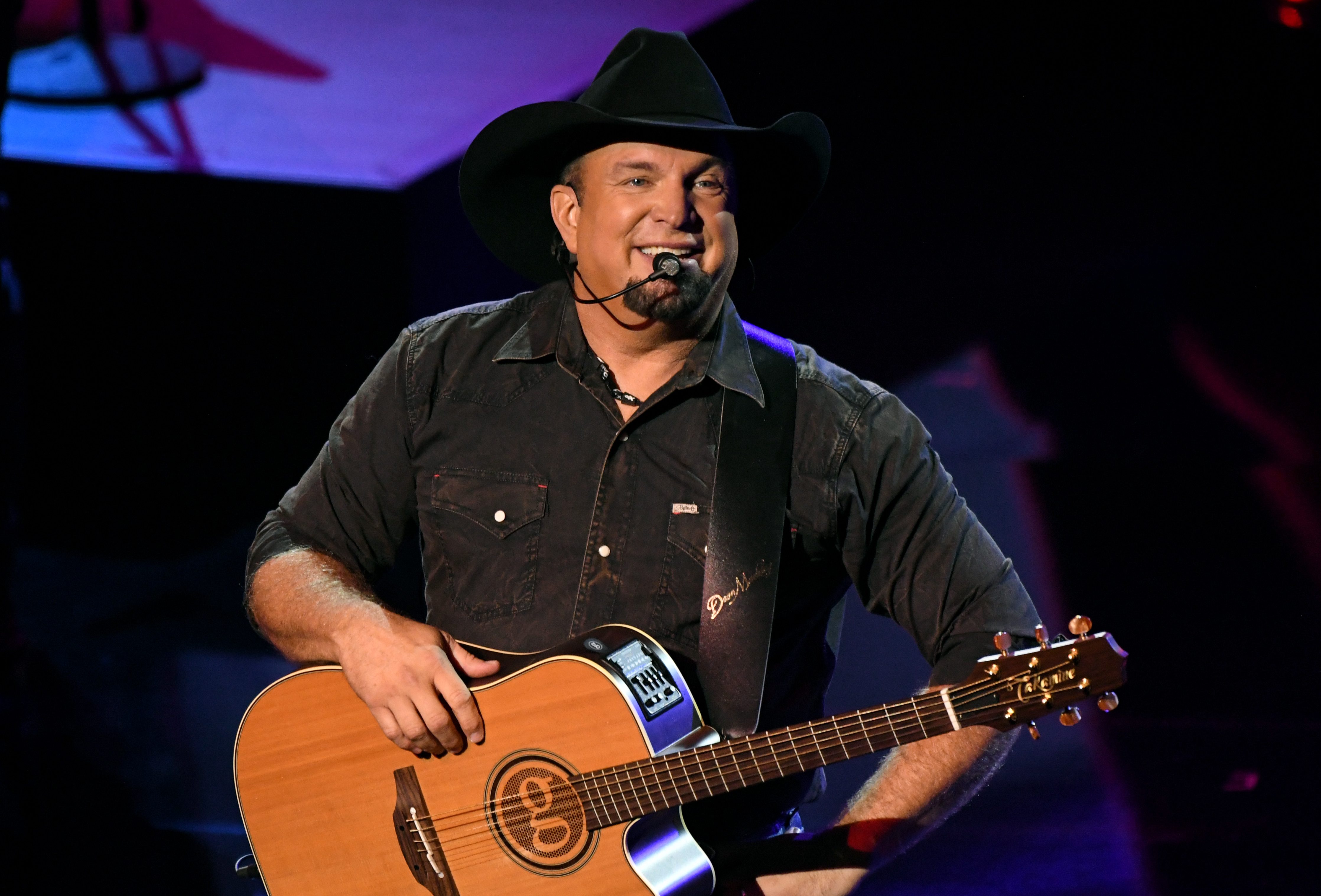 Garth Brooks: Photos of the Country Singer