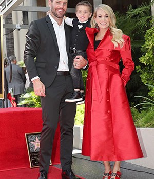 Carrie Underwood, Mike Fisher, Isaiah Fisher