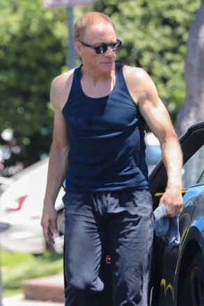 Los Angeles, CA - *EXCLUSIVE* Jean-Claude Van Damme visits a dentist in LA after a mid-day workout session. The Belgian actor finishes his hand-rolled smoke and changes his shirt ahead of his appointment.Pictured: Jean-Claude Van DammeBACKGRID USA 7 JULY 2020 USA: +1 310 798 9111 / usasales@backgrid.comUK: +44 208 344 2007 / uksales@backgrid.com*UK Clients - Pictures Containing ChildrenPlease Pixelate Face Prior To Publication*