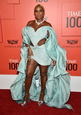 Mary J. Blige menghadiri Gala TIME100 untuk merayakan 100 orang paling berpengaruh di dunia di Frederick P. Rose Hall, Jazz di Lincoln Center, di New York 2022 TIME100 Gala, New York, Amerika Serikat - 08 Jun 2022