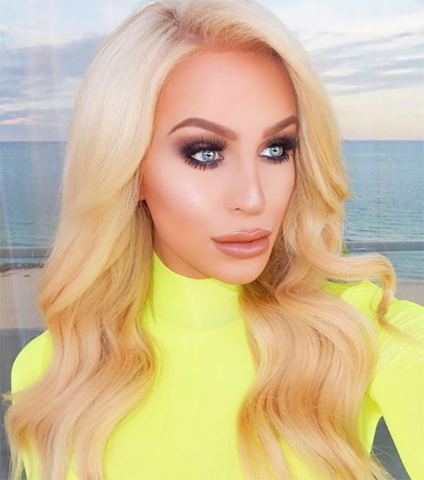 Gigi Gorgeous Pictures Of The Transgender Youtube Star Hollywood Life 7777
