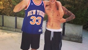 Justin Bieber Using Scooter Braun Instagram