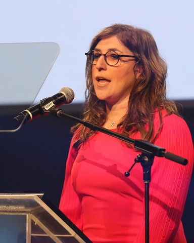 Mayim Bialik speaks at the Israeli Consulate in LA event to Celebrate the 70th Anniversary of Israel at Universal Studios, in Los Angeles
Israeli Consulate in LA to Celebrate the 70th Anniversary of Israel, Los Angeles, USA - 10 Jun 2018