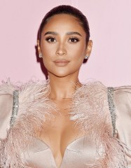 Shay Mitchell
Patrick Ta Beauty Launch Party, Arrivals, Goya Studios, Los Angeles, USA - 04 Apr 2019