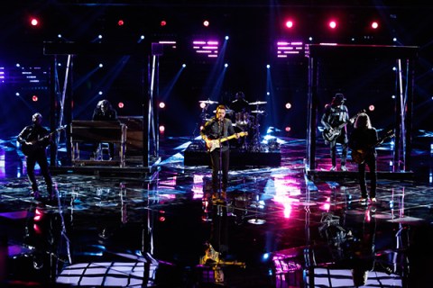 [PICS] ‘The Voice’ Season 11 Photos: See Miley, Adam & More – Hollywood ...