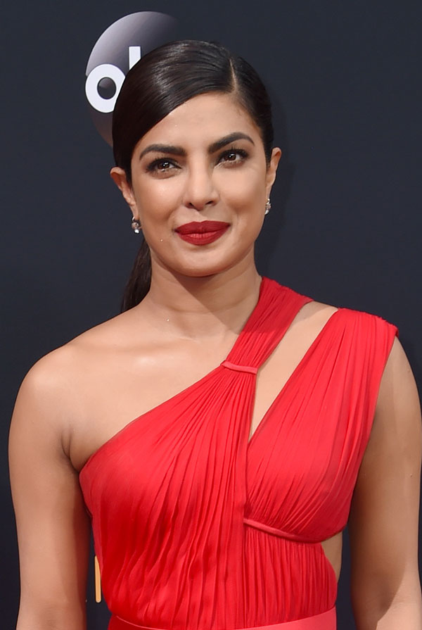 priyanka chopra emmy dress