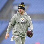 QB2 Kenny Pickett's Girlfriend Grabs Attention on Social Media Amid  Pittsburgh Steelers Commitment to Mitch Trubisky - EssentiallySports