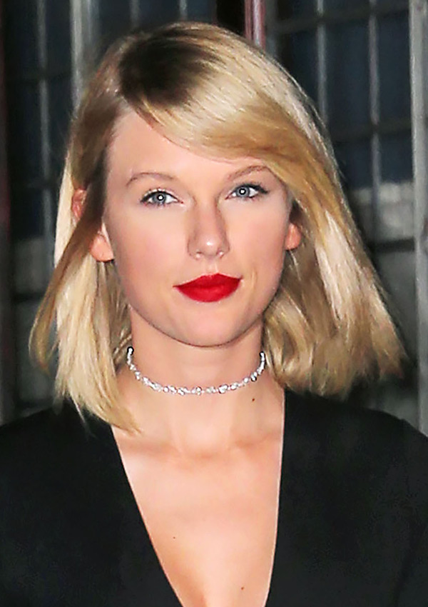 Taylor Swifts Red Lip In Nyc — Blonde After Breakup Get The Look