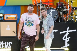 American DJ, production duo and popband The Chainsmokers (Alex Pall (right) and Andrew Taggart, performing on ABC's Good Morning America in Central Park in New York, NY August 10, 2018. (Photo by Jonas Gustavsson/Sipa USA)(Sipa via AP Images)