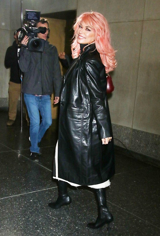 Shania Twain with pink hair