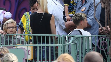 Gwen Stefani Blake Shelton Disneyland Kids