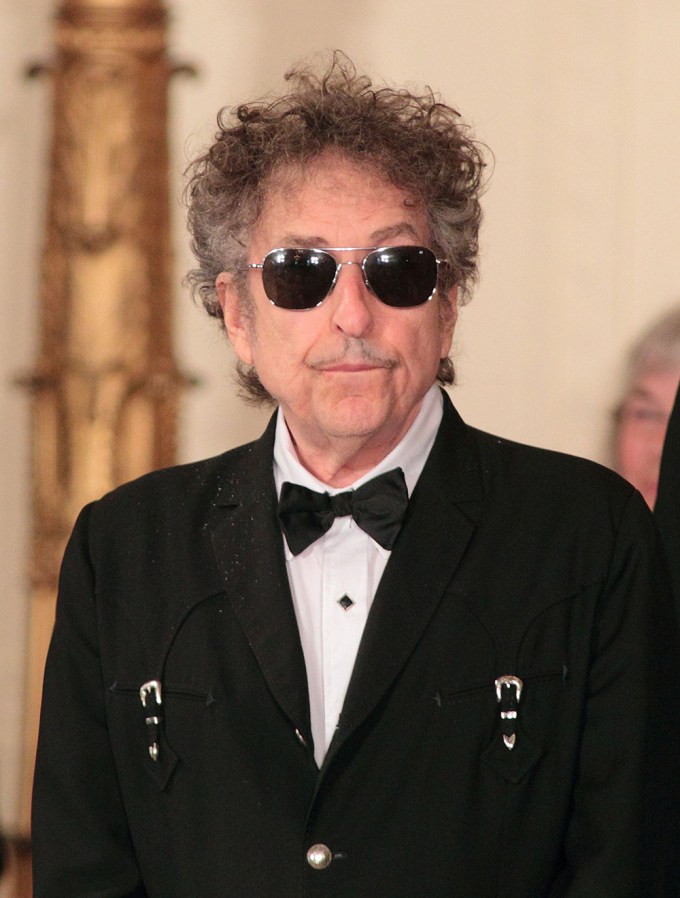 Bob Dylan Recieves The Presidential Medal of Freedom