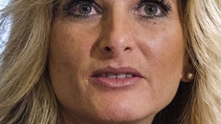 Summer Zervos Bio