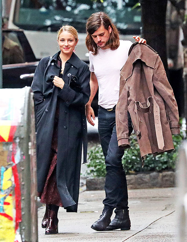 Winston Marshall, Dianna Agron