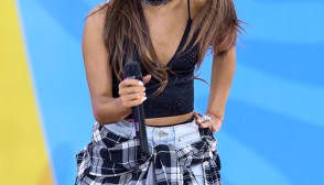 Ariana Grande Cries Donald Trump President