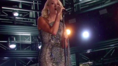 Carrie Underwood Performance CMAs