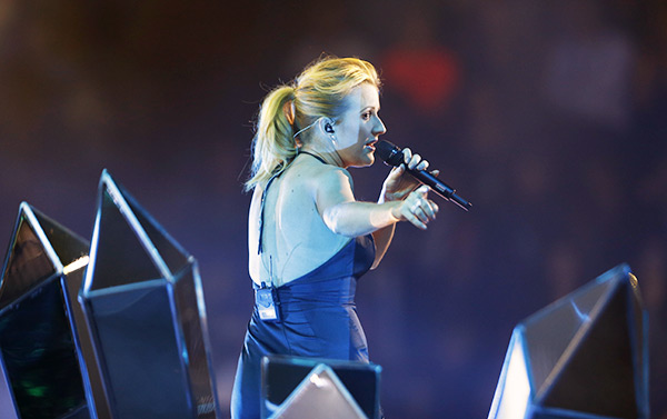 ellie-goulding-emas-2015