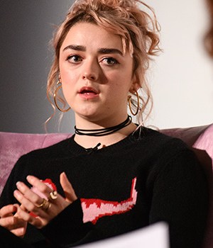 Maisie Williams photos