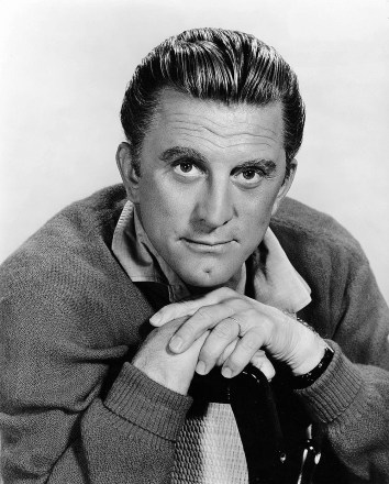 Editorial use only. No book cover usage.Mandatory Credit: Photo by Mgm/Kobal/Shutterstock (5866077a)Kirk DouglasKirk Douglas - 1962MGMPortrait