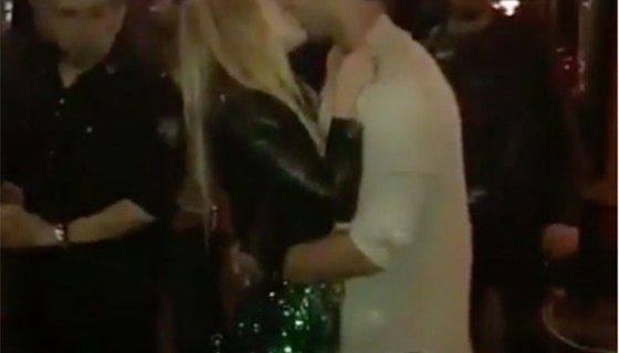 Taylor Lautner Billie Lourd Pictures