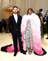 Alexis Ohanian, left, and Serena Williams attend The Metropolitan Museum of Art's Costume Institute benefit gala celebrating the opening of the "In America: A Lexicon of Fashion" exhibition, in New York
2021 MET Museum Costume Institute Benefit Gala, New York, United States - 13 Sep 2021