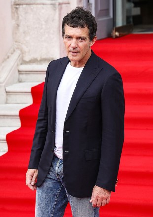 Stars attend the UK Premiere of Pain & Glory at Somerset House in LondonPictured: Antonio BanderasRef: SPL5108346 080819 NON-EXCLUSIVEPicture by: SplashNews.comSplash News and PicturesUSA: +1 310-525-5808London: +44 (0)20 8126 1009Berlin: +49 175 3764 166photodesk@splashnews.comWorld Rights