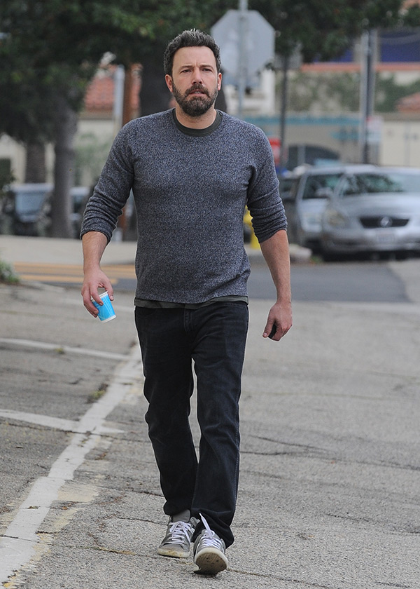 PICS Ben Affleck & Mystery Woman Enjoy Date — Not ...