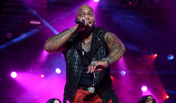 Flo Rida Performance Miss Universe