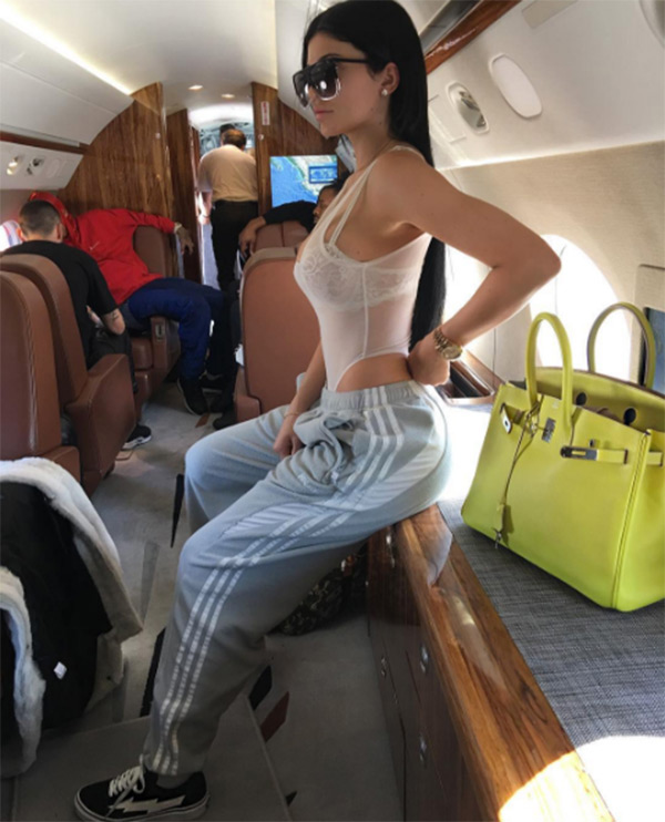 Kylie Jenner Flashes Bra In Bodysuit 