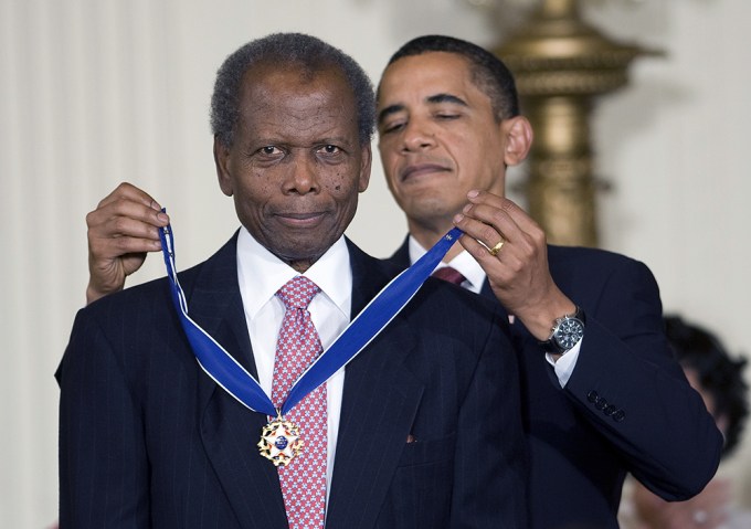 Sidney Poitier Receives the Presidential Medal of Freedom