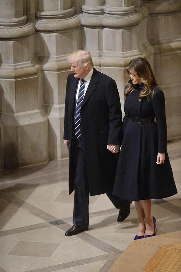 Trump’s Attend Prayer Service At The National Cathedral — PICS ...
