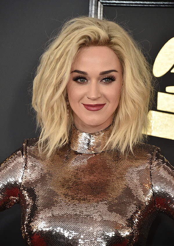 [photos] Katy Perry S Grammys Hair And Makeup — Debuts Blonde Bob Makeover Hollywood Life