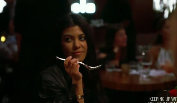 kourtney-kardashian-kuwtk-premiere-tv-recap-ftr