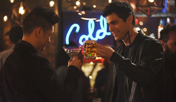 Shadowhunters Magnus Alec Date