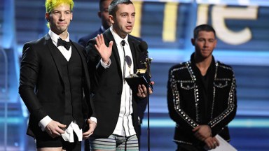 Twenty One Pilots No Pants Grammys