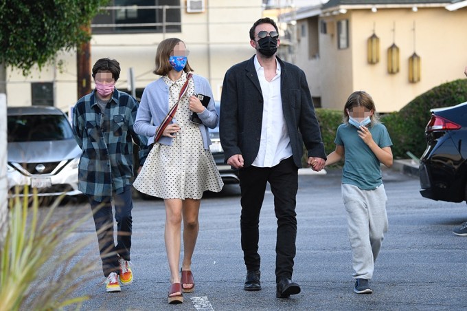 Ben Affleck & 3 Kids Head Out To DInner