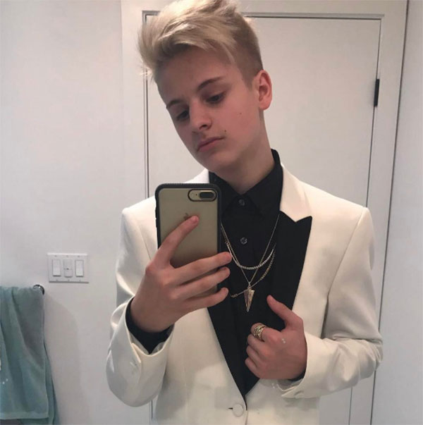 Duhitzmark Pics