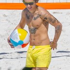 Harry Styles of One Direction playing Volleyball shirtless on the Gold Coast, Australia