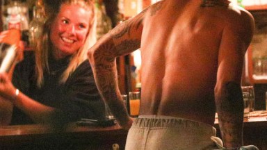 Justin Bieber Shirtless Bar